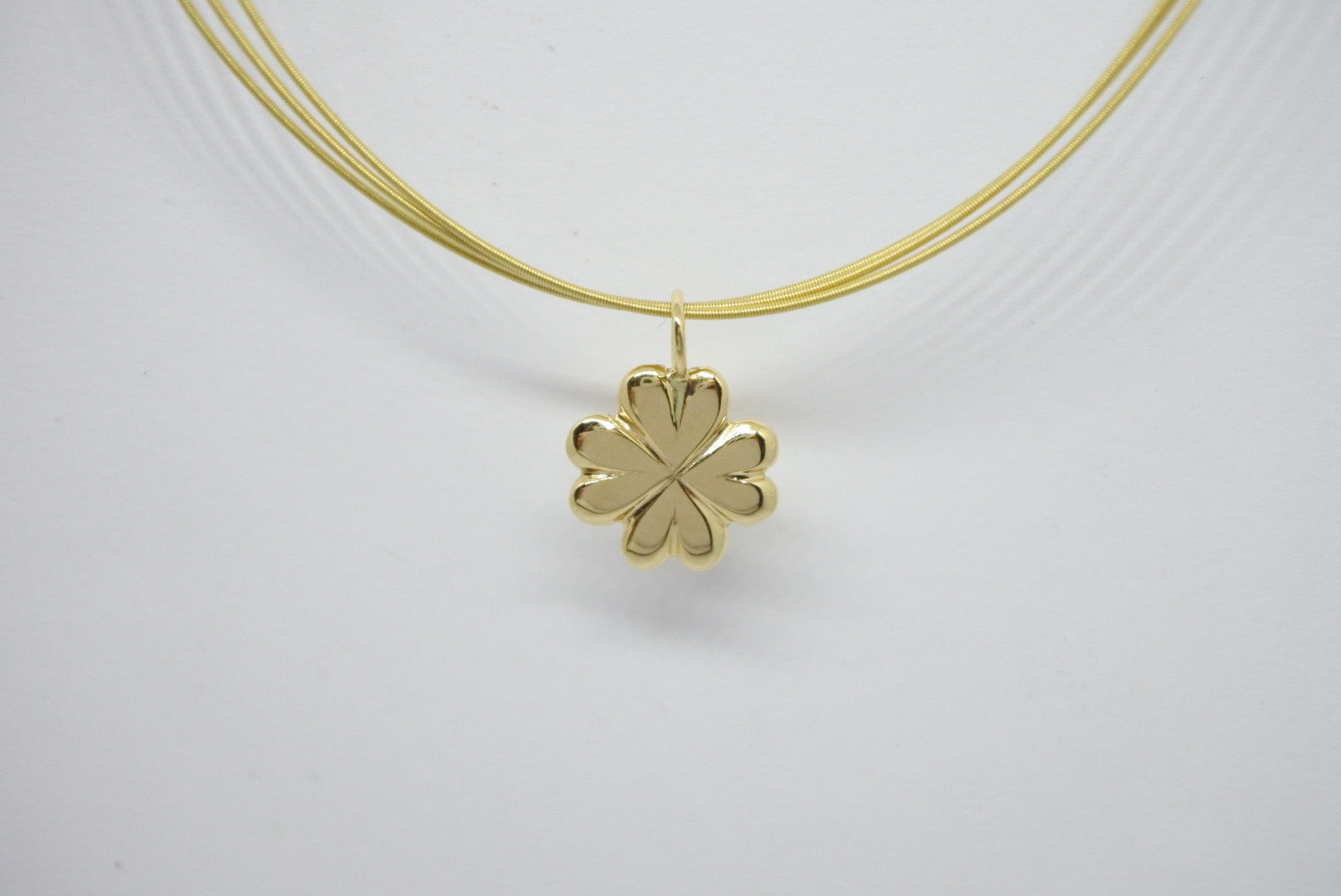 Lesunja Yellow Gold Clover Leaf Necklace