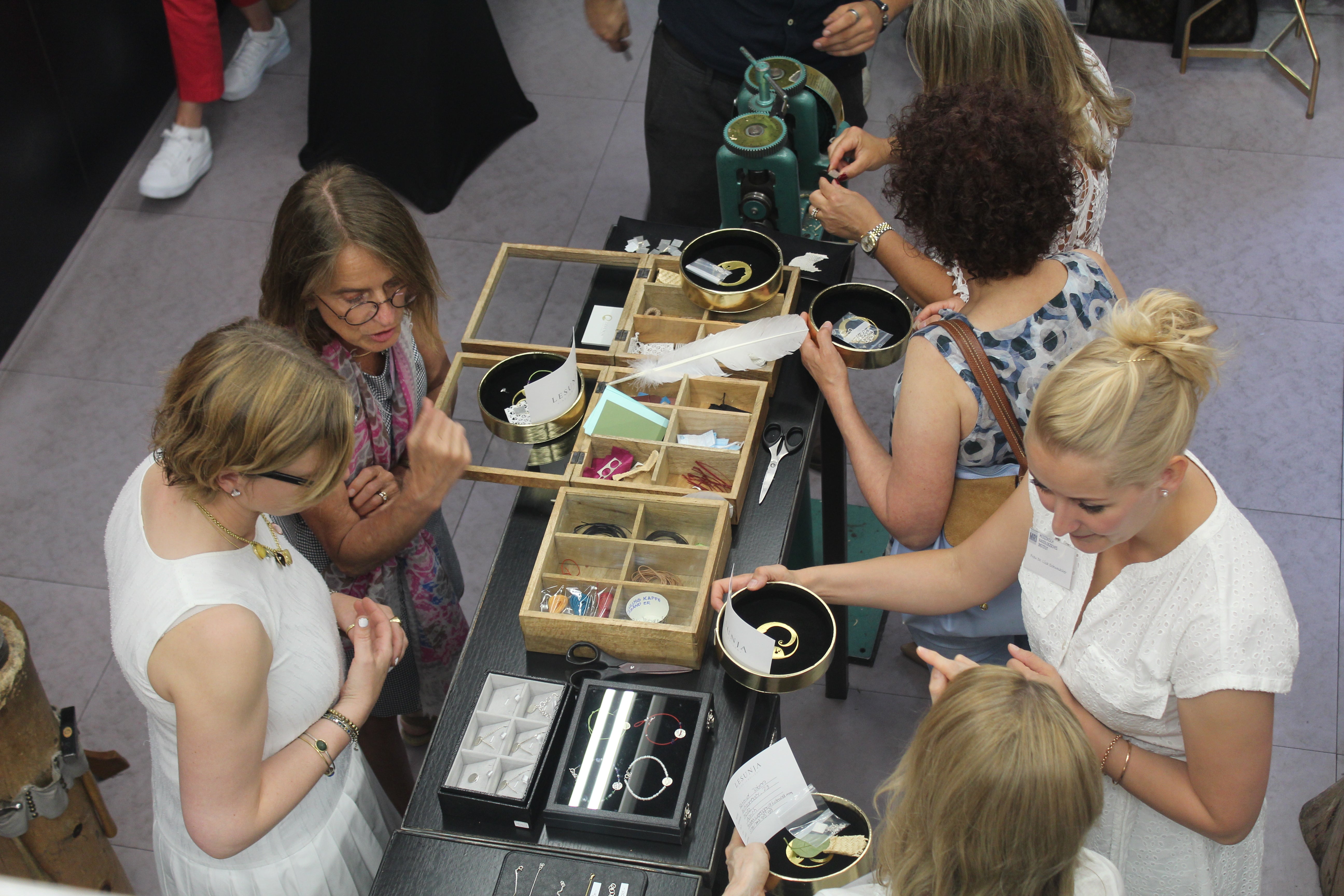 When individual elements form a unit    team building by LESUNJA    We forge team spirit