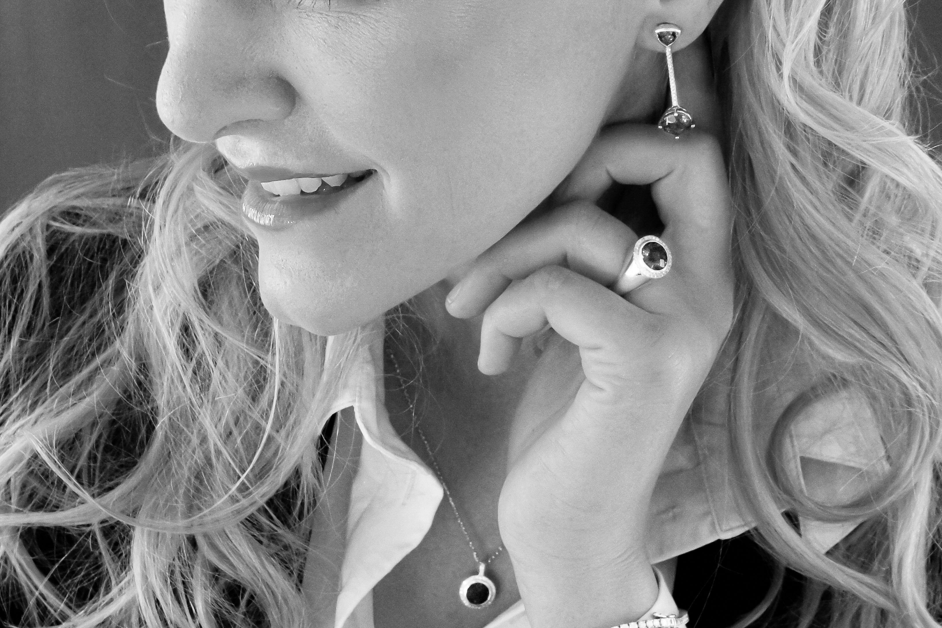 Busineslook and Jewellery