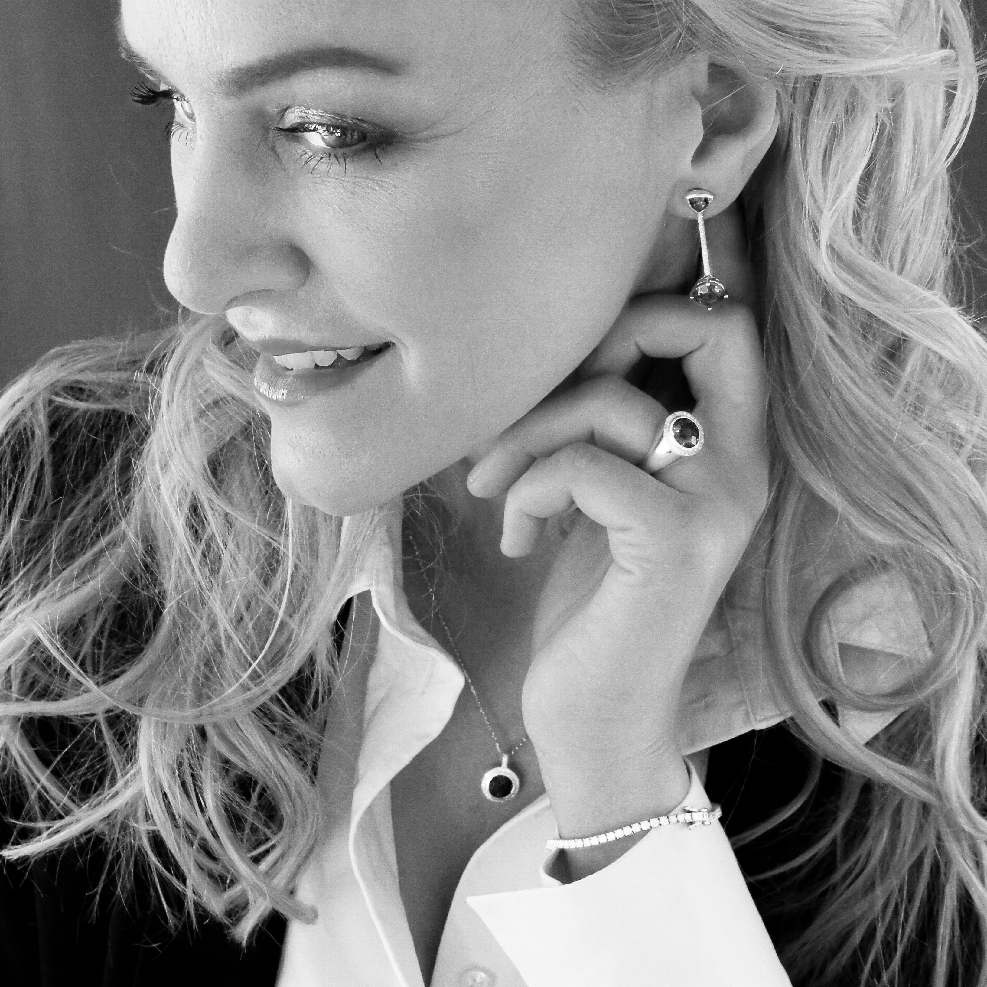 Busineslook and Jewellery