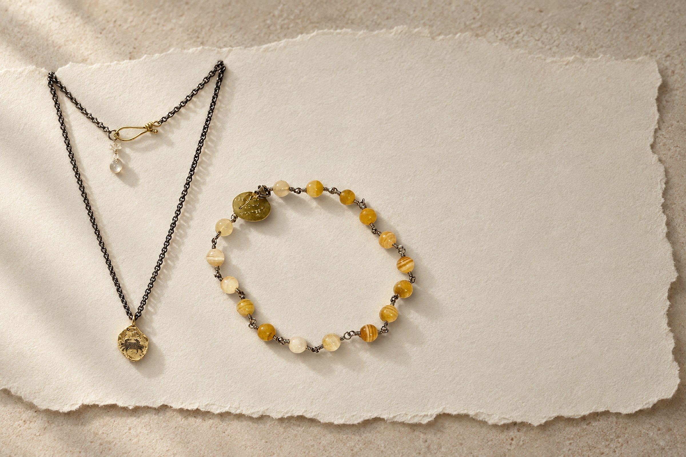 Lesunja Yellow Gemstones - Zodiac Cancer Silver Necklace Yellow Gold Nugget Moonstone, handgefertigt in der Schweiz