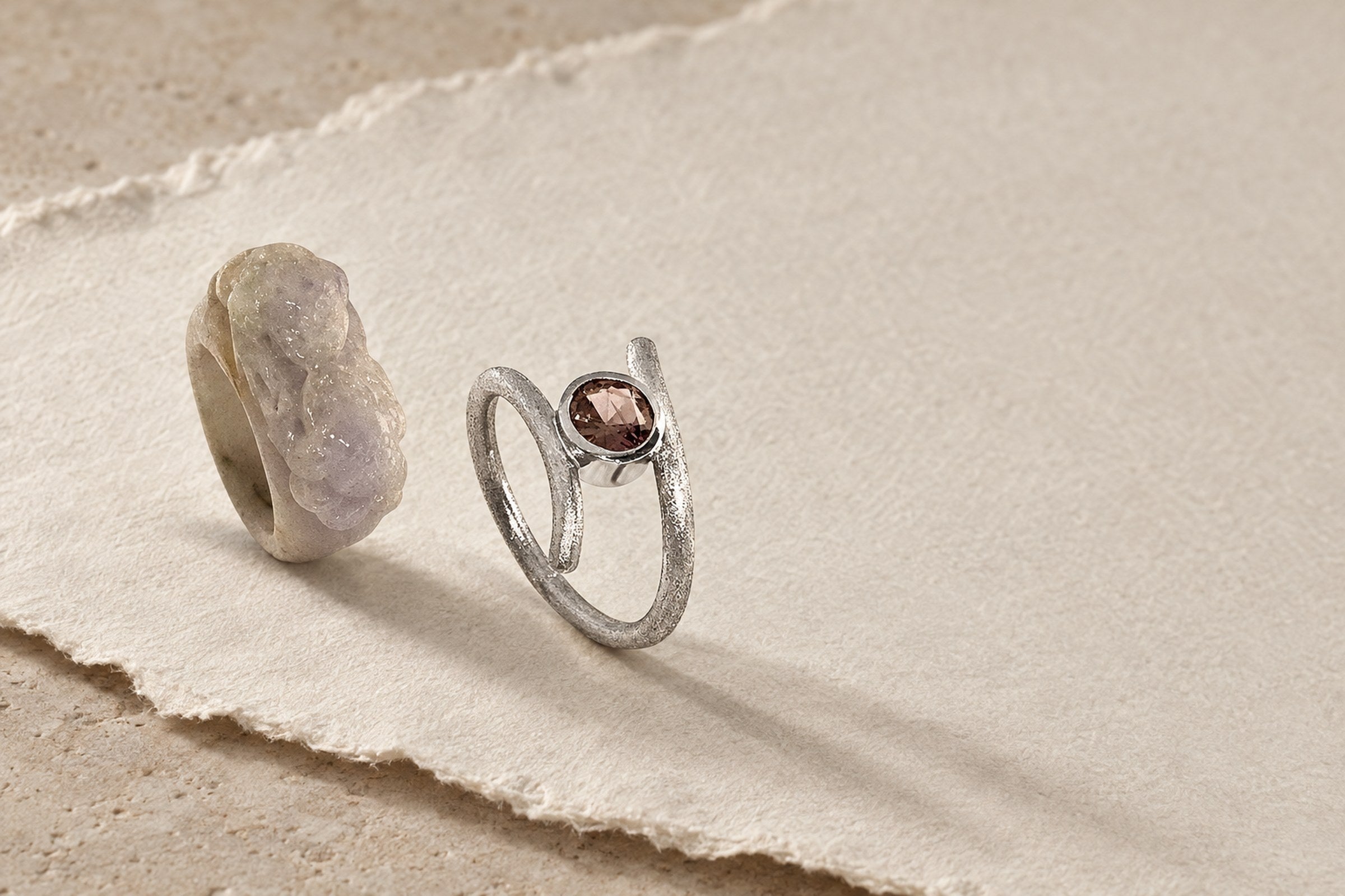 Lesunja Violet Gemstones - Little Frogs Jade Ring, handgefertigt in der Schweiz