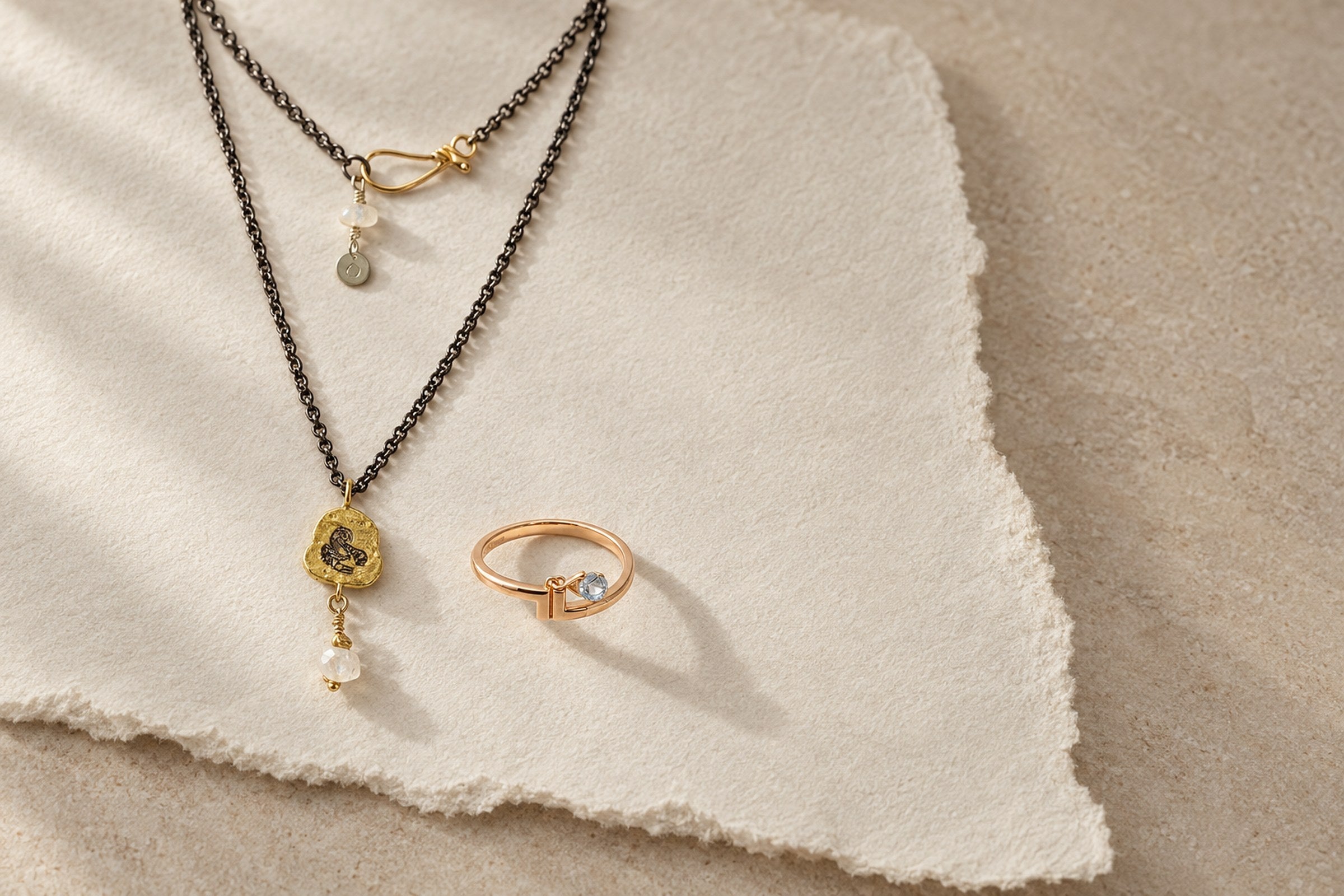 Lesunja Jewellery under 2000 chf - Zodiac Scorpio Silver Necklace Yellow Gold Nugget Moonstone, handgefertigt in der Schweiz