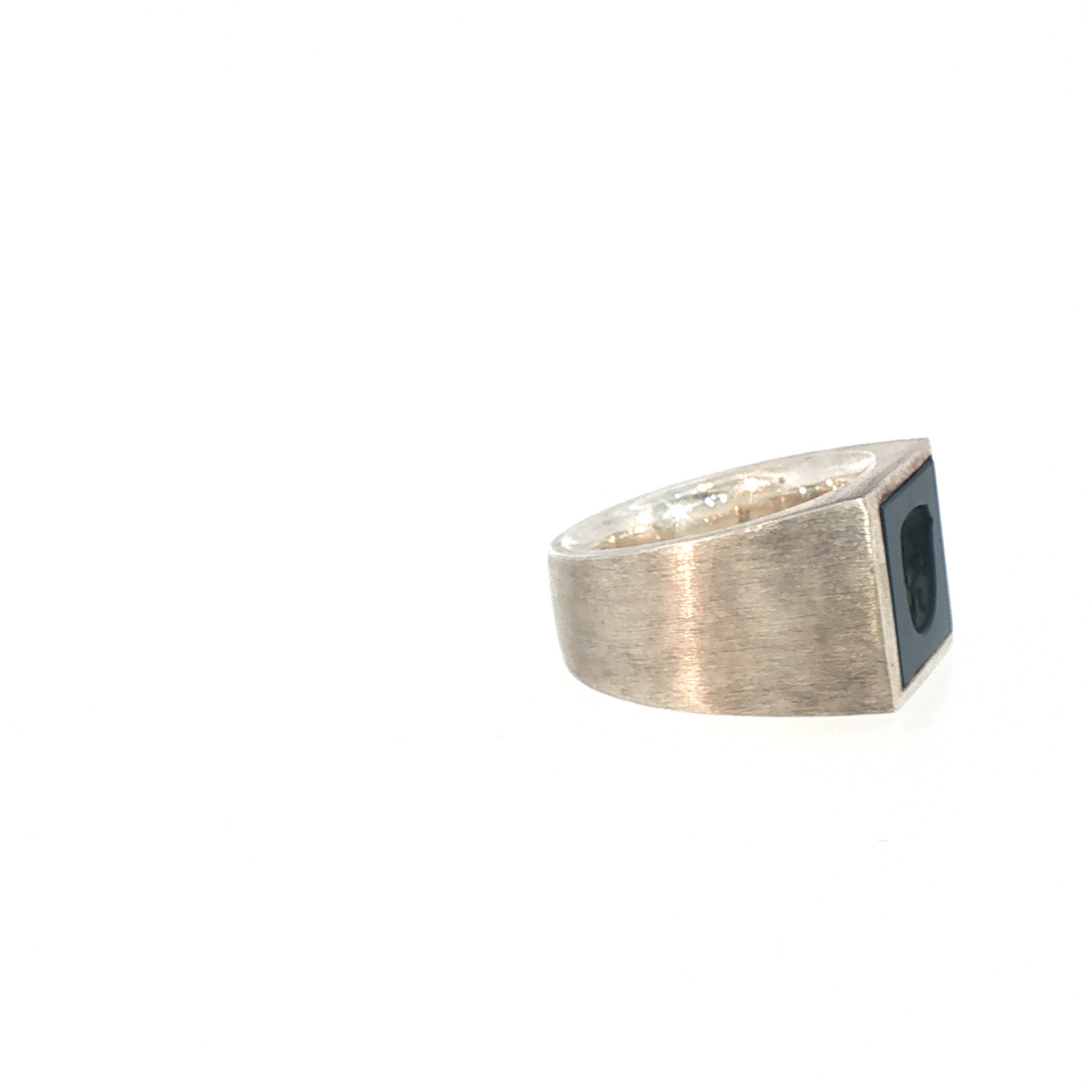 Lesunja Signet Silver Ring Dark Blue Agate Engraved