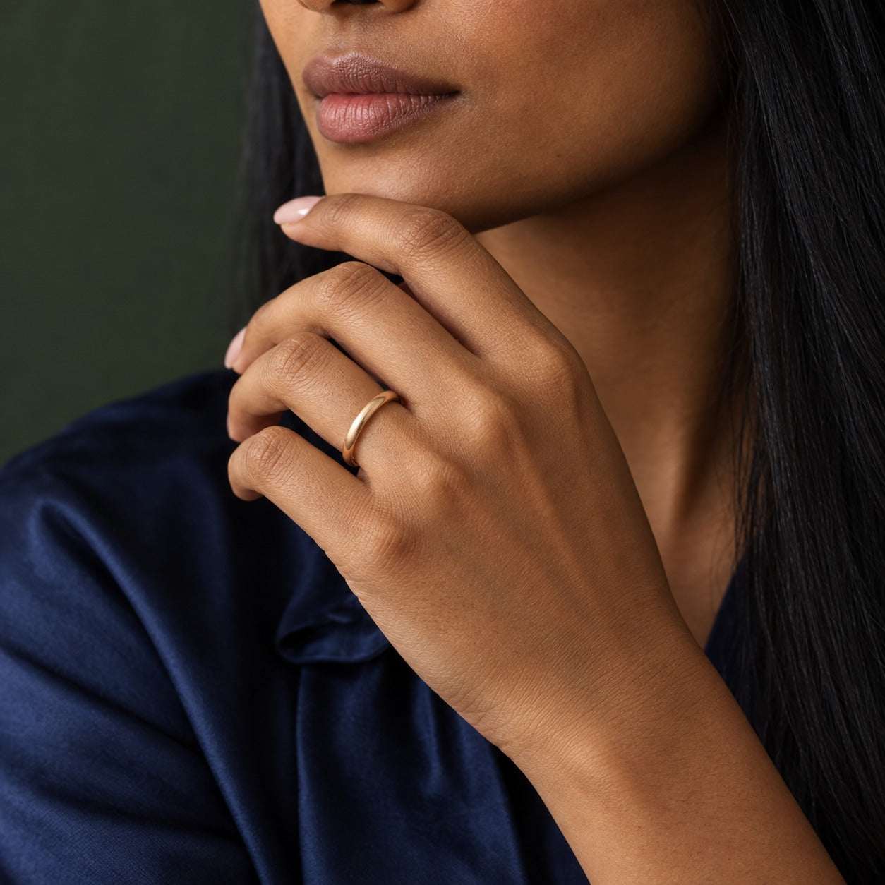 Model wearing the Lesunja Rose Gold Classic Round Ring by Lesunja Fine Jewellery – AI-generated visualisation