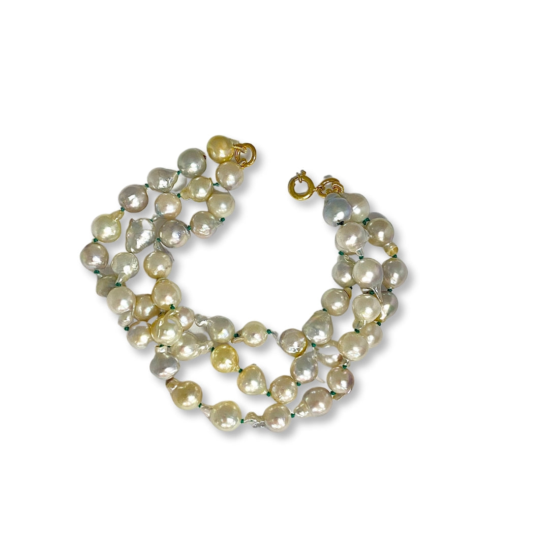 Lesunja Bracelet Yellow Gold Bluish Akoya Saltwater Pearls