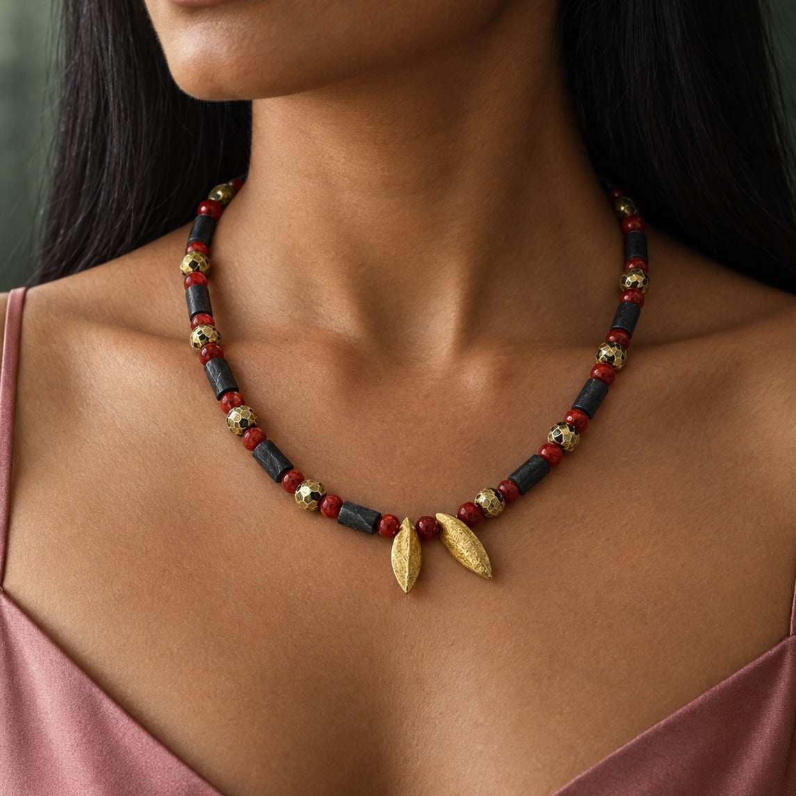 Model wearing the Lesunja Cherry Stone Yellow Gold Chain by Lesunja Fine Jewellery – AI-generated visualisation