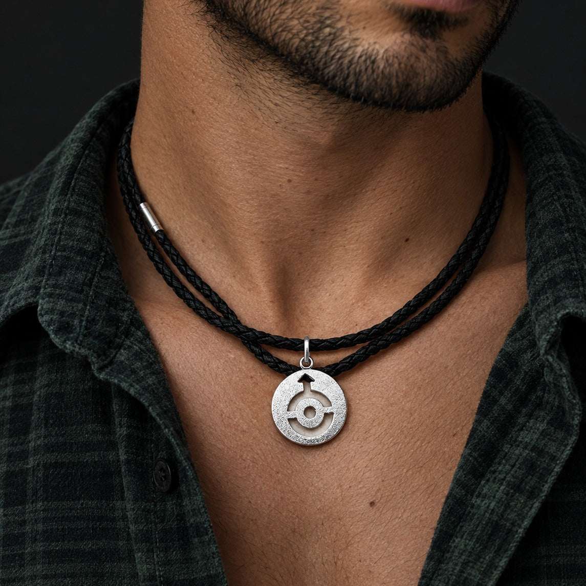 Model wearing the Lesunja Uranus Silver Lether Necklace by Lesunja Fine Jewellery – AI-generated visualisation