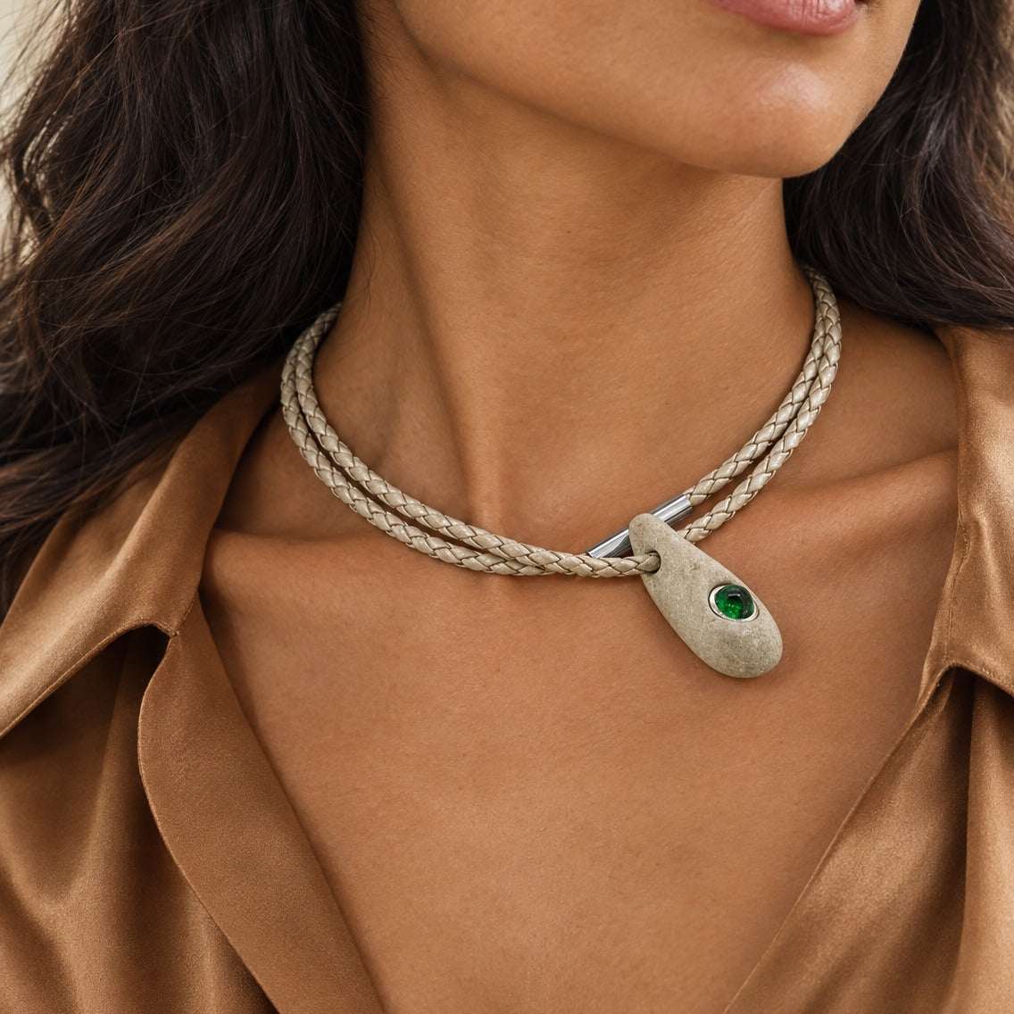 Model wearing the Lesunja Time Swiss Rock Turmaline White Gold Necklace by Lesunja Fine Jewellery – AI-generated visualisation