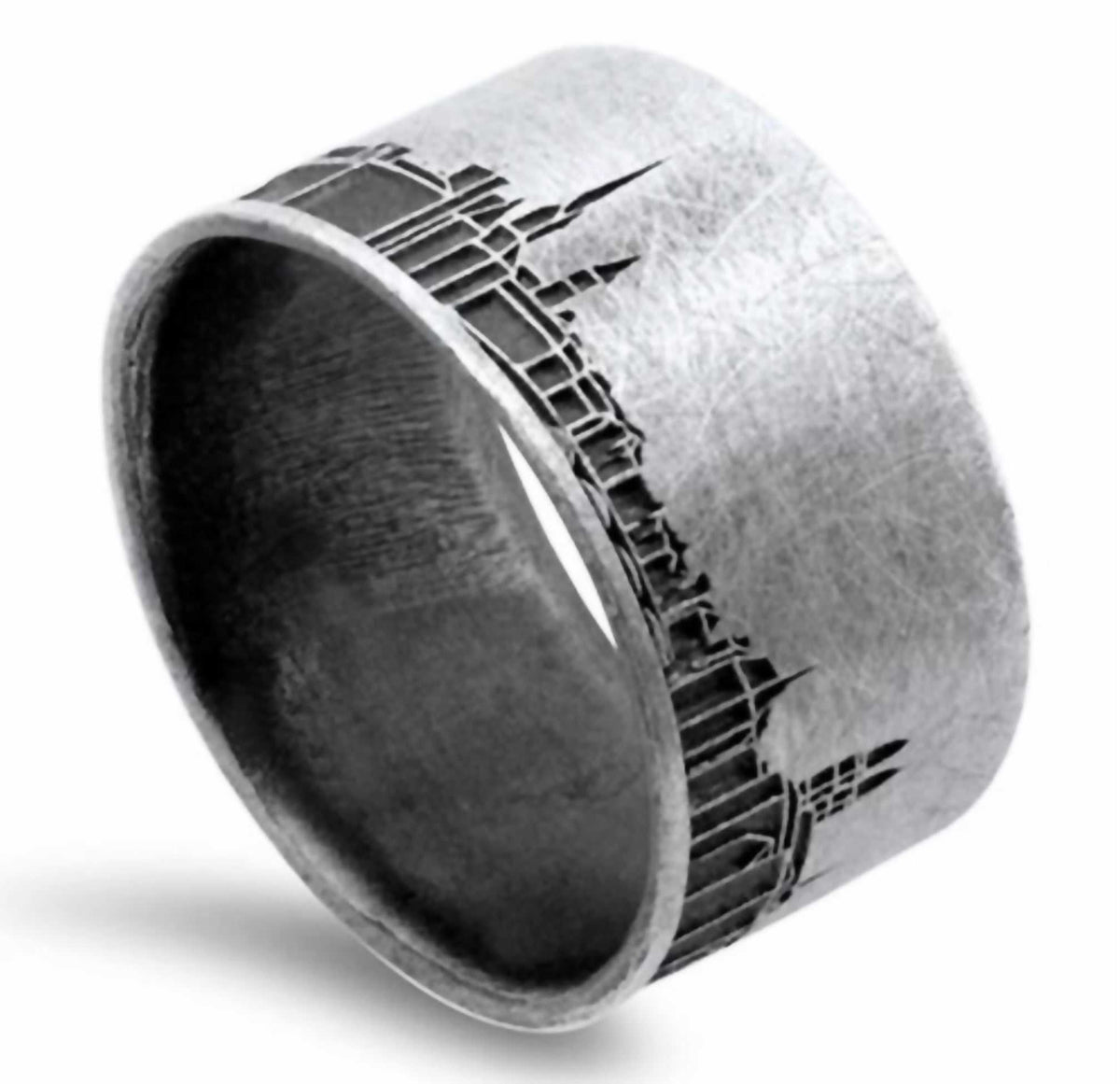 Lesunja Skyline Zurich Silver Ring, detail view, Lesunja atelier Zurich