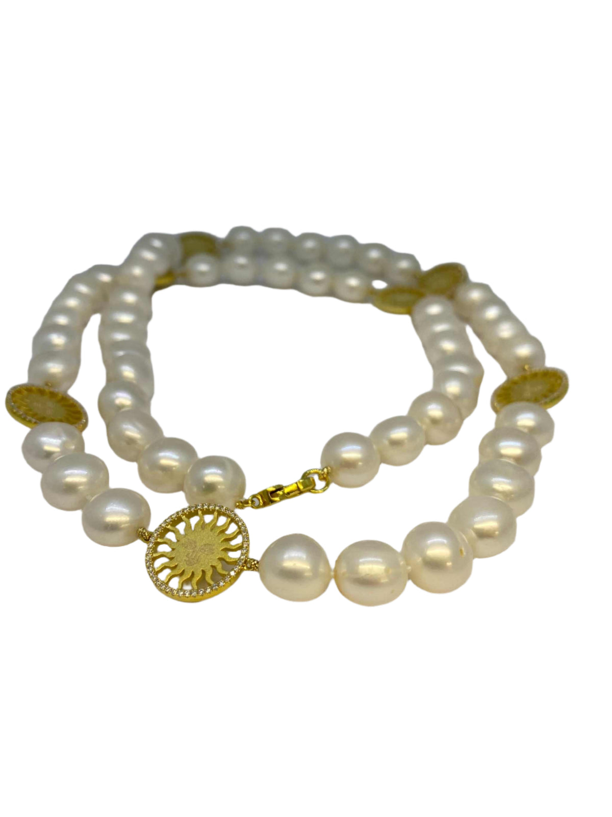 Lesunja St. Moritz Sun Pearl Necklace, handmade fine jewellery from Switzerland