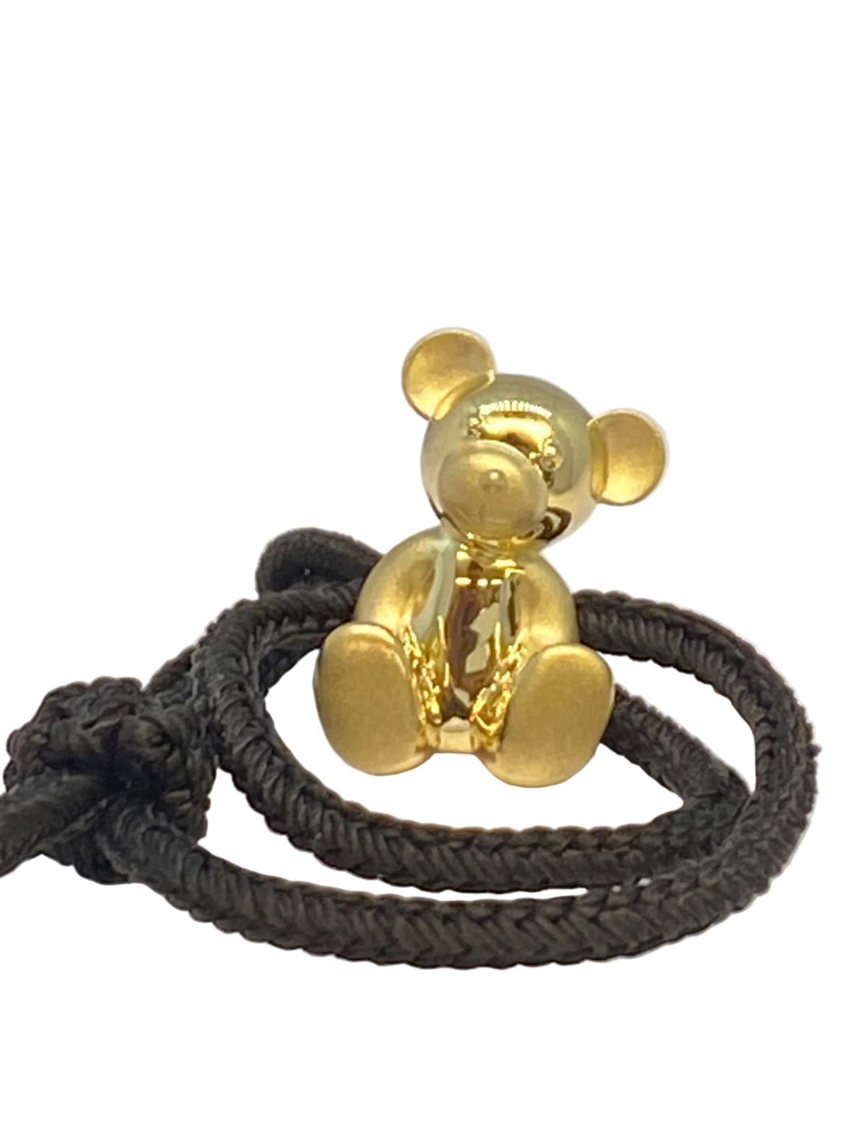 Lesunja Breuninger Bear Bracelet 9K Gold, detail view, Lesunja atelier Zurich