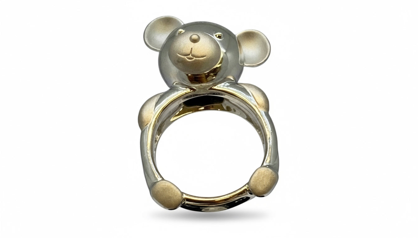 Lesunja Breuninger Bear Ring Platinum 950, handmade fine jewellery from Switzerland