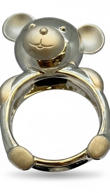 Lesunja Breuninger Bear Ring Platinum 950, handmade fine jewellery from Switzerland