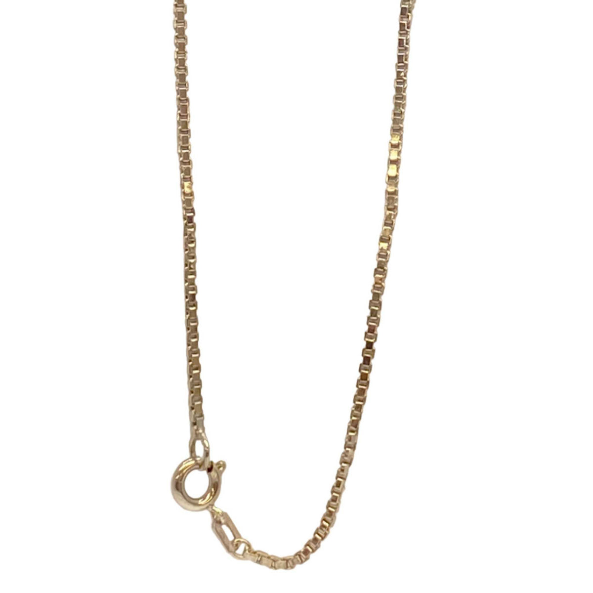 Lesunja Silver Letter A Necklace, detail view, Lesunja atelier Zurich