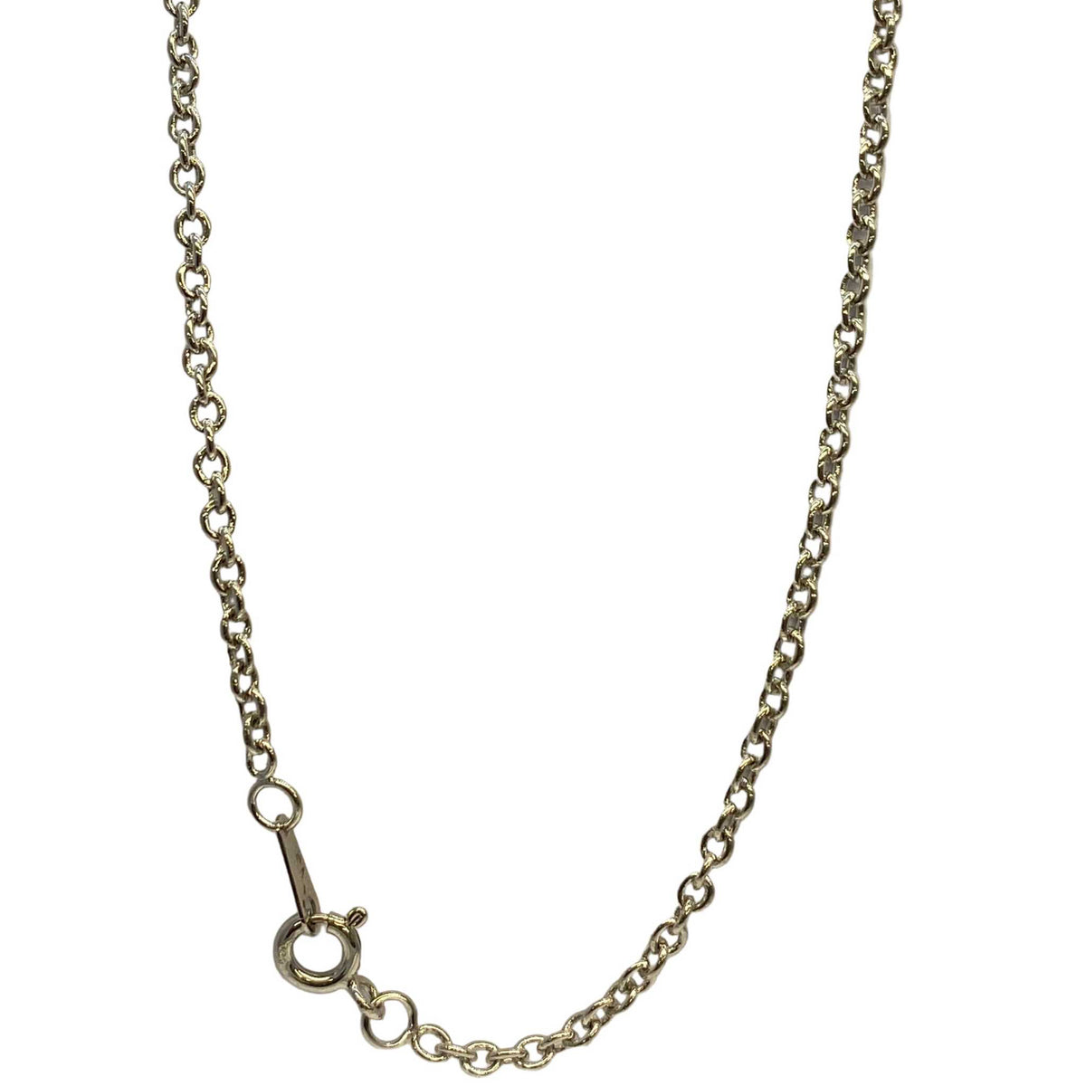 Lesunja Silver Letter W Necklace, detail view, Lesunja atelier Zurich