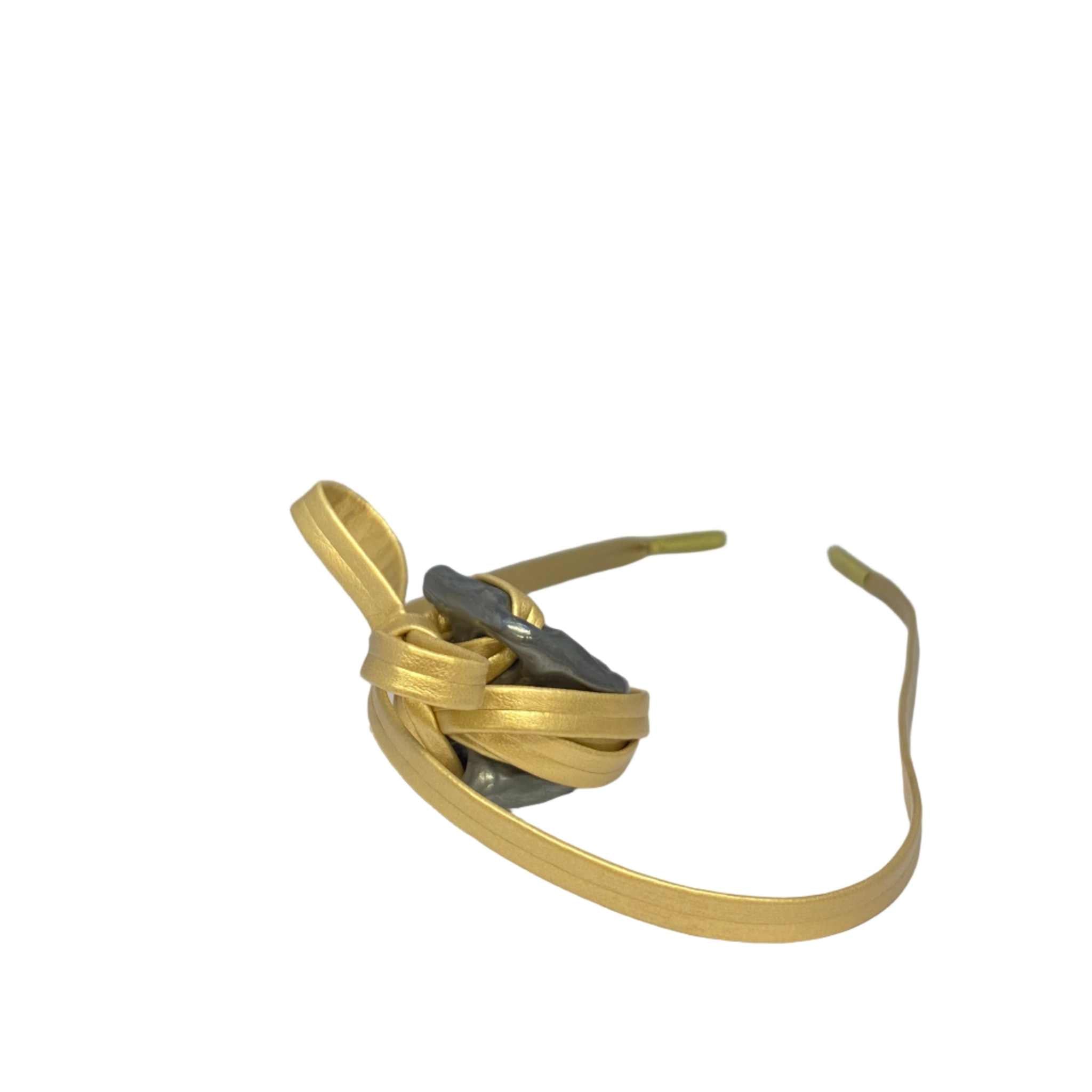 Lesunja Art Statement Ring Blackened Silver 925 Walking Inspiration, detail view, Lesunja atelier Zurich