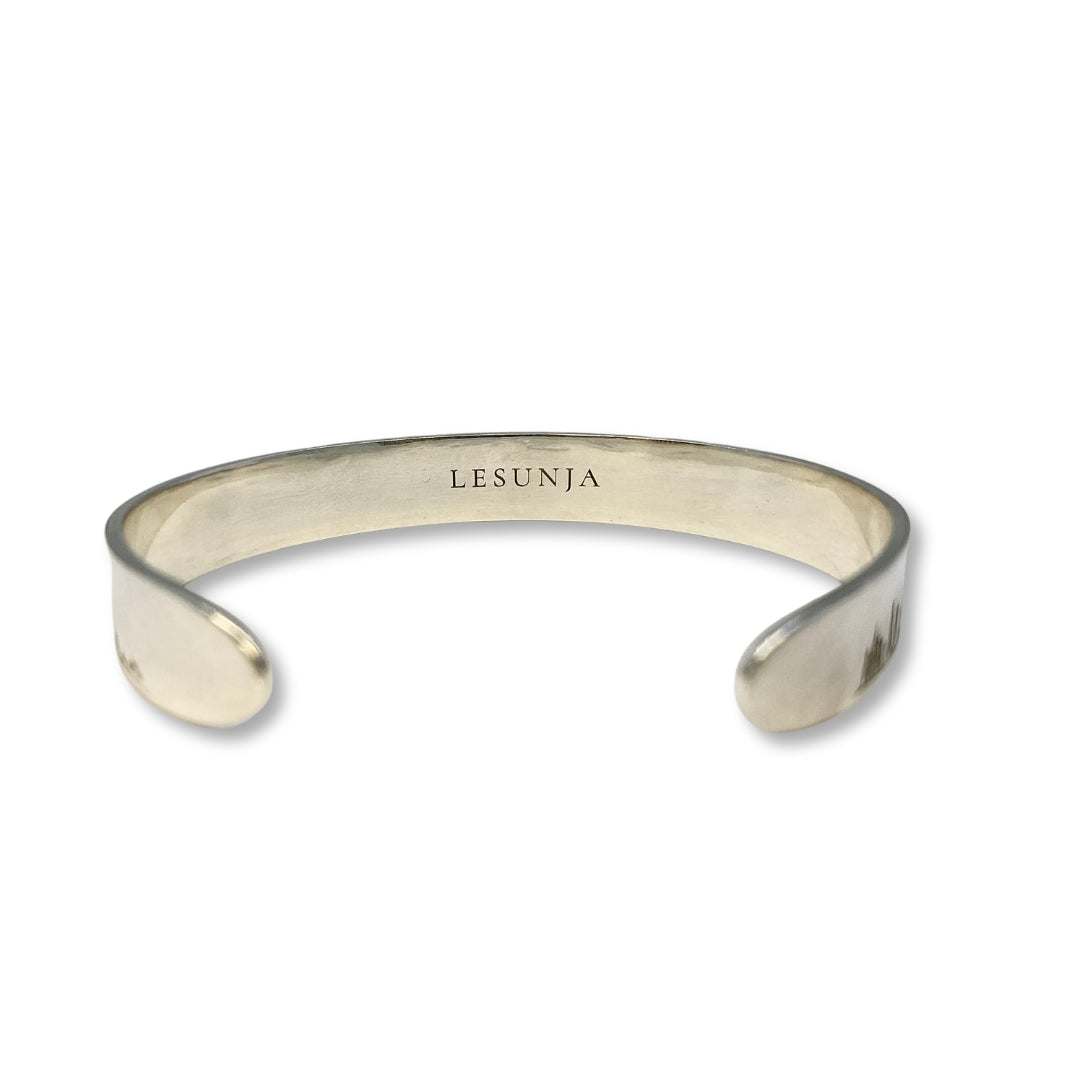 Lesunja Bangle Silver 925 with Engraved World Skyline Design