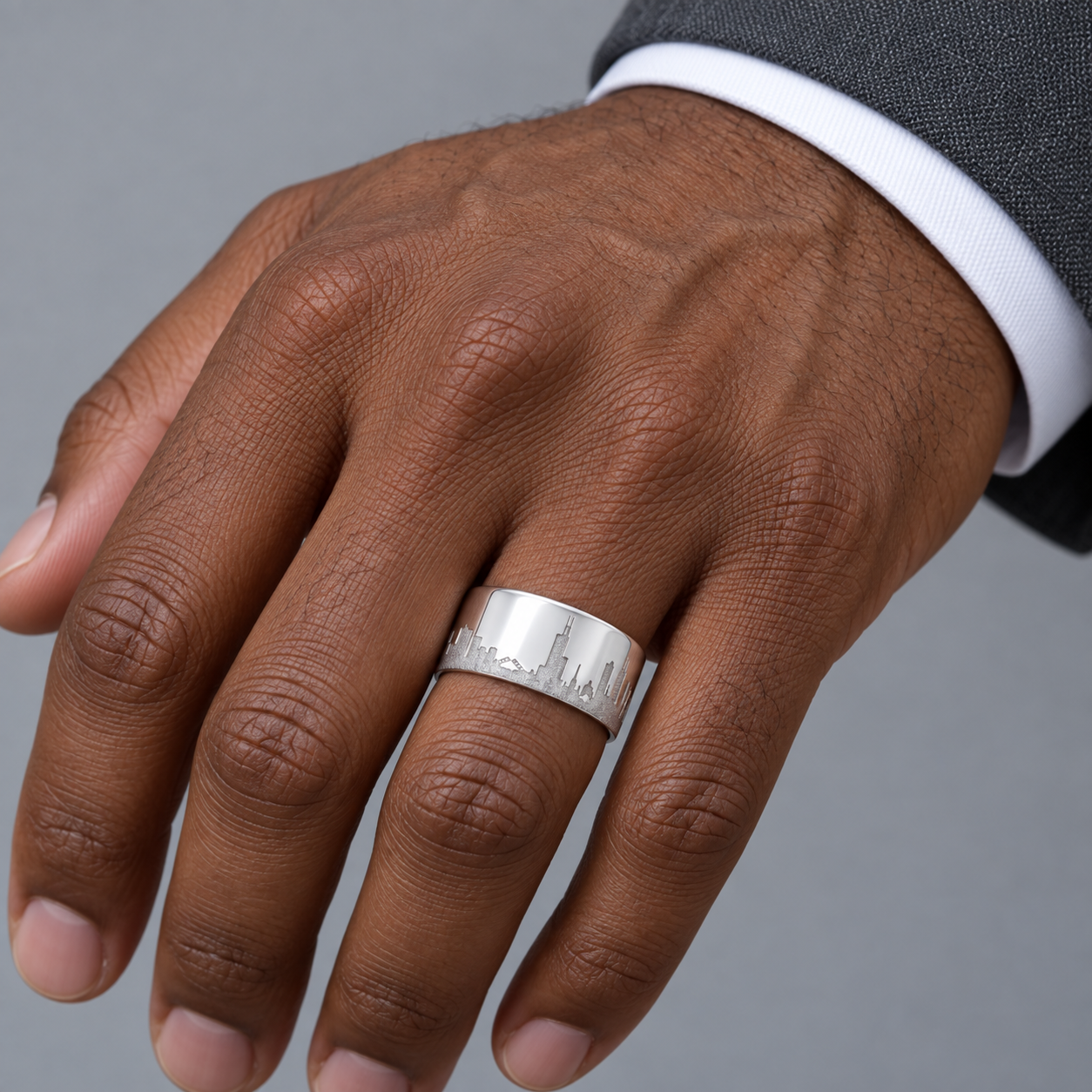 Model wearing the Lesunja Chicago Skyline Ring