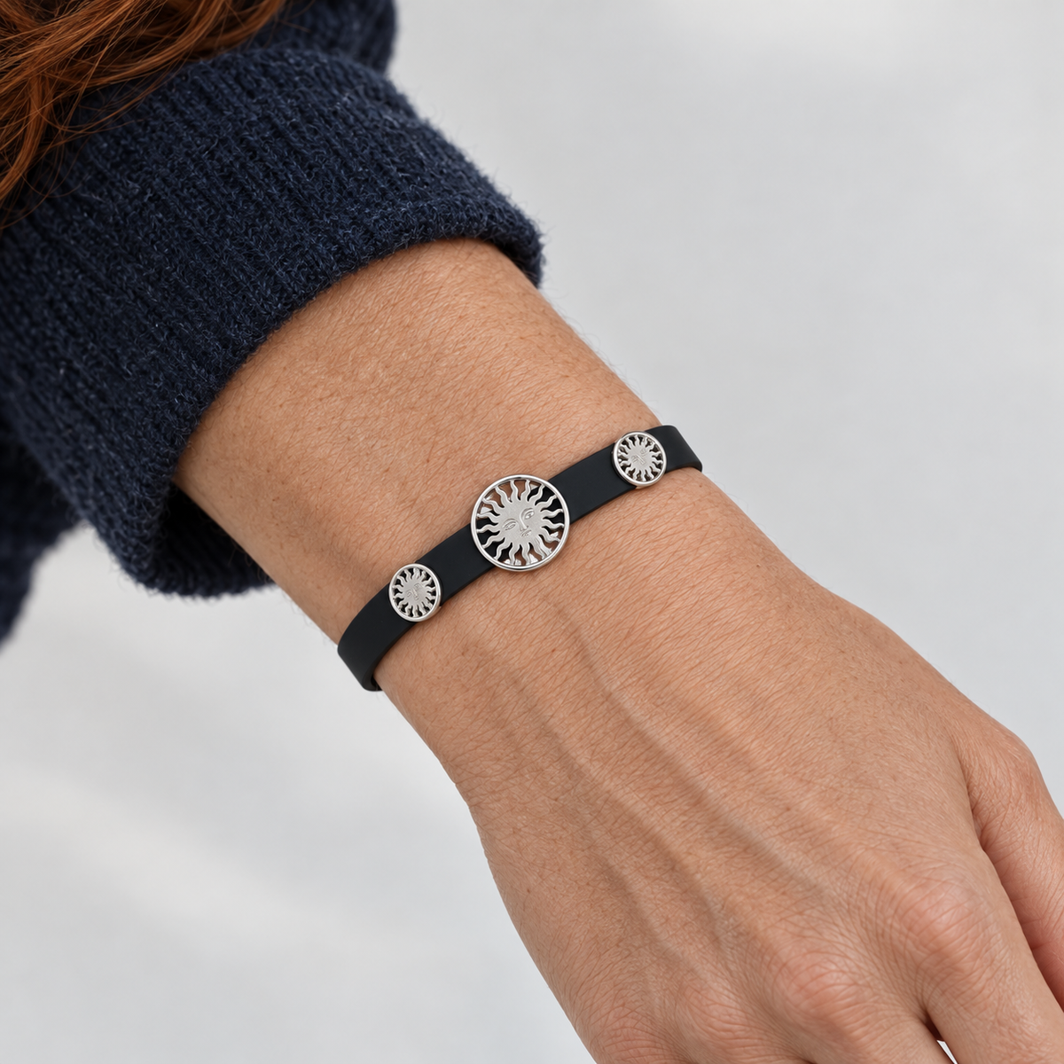 Model wearing the Lesunja St. Moritz Sun Platinum Bracelet