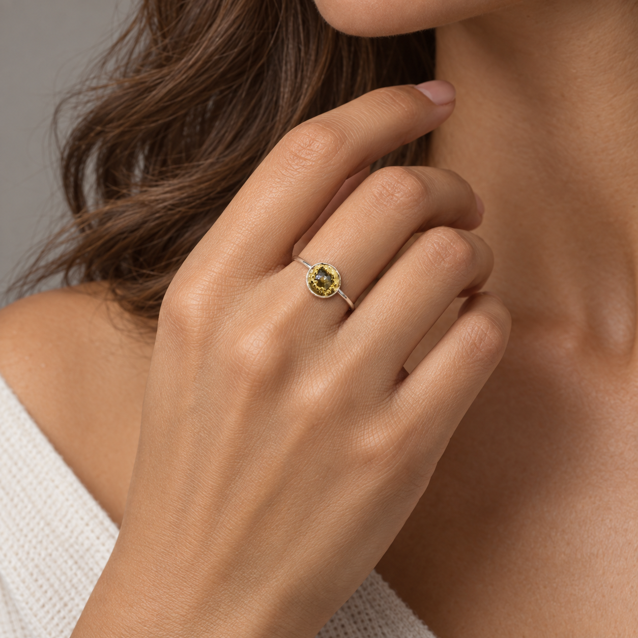 Model wearing the Lesunja Sweet Summer Yellow Gold Ring