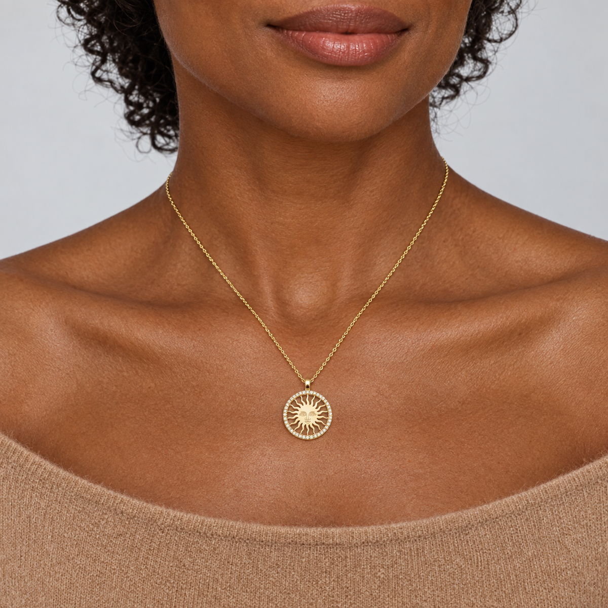 Model wearing the Lesunja St. Moritz Sun Necklace Small Yellow Gold Diamonds