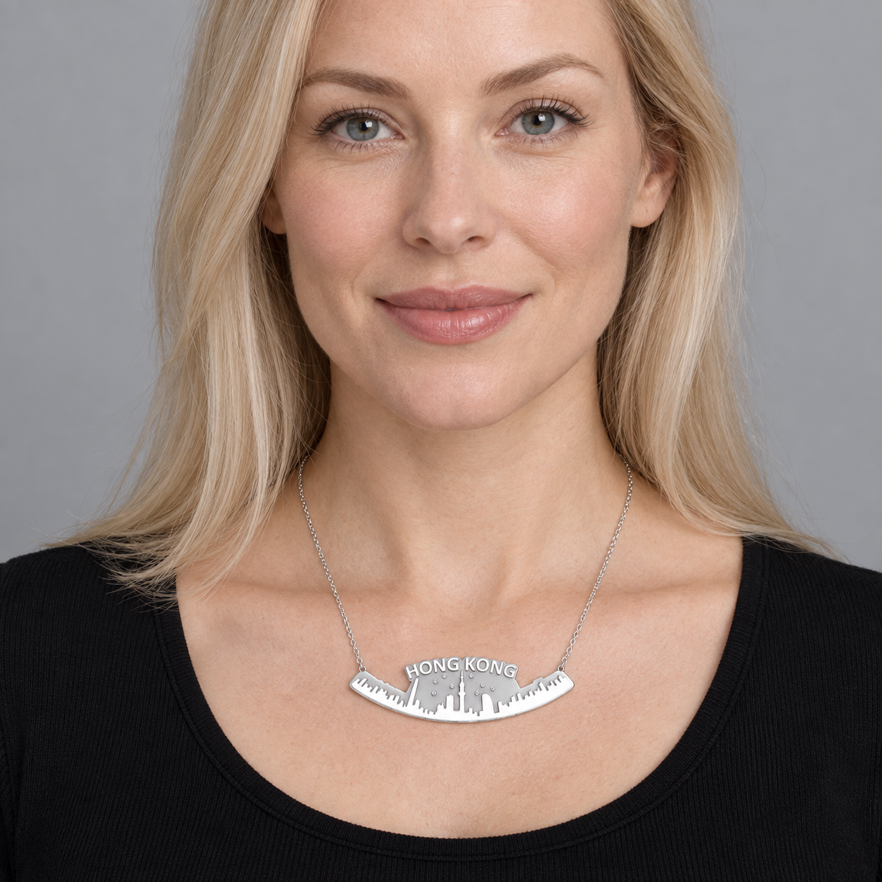 Model wearing the Lesunja Skyline Silver Necklace Hong Kong