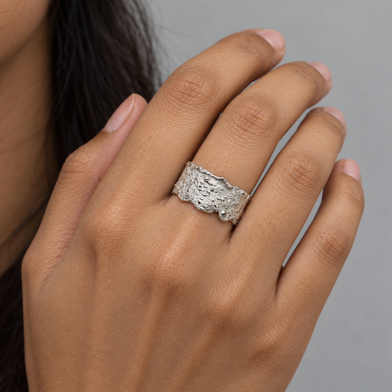 Model wearing the Lesunja Mojo Silver Ring