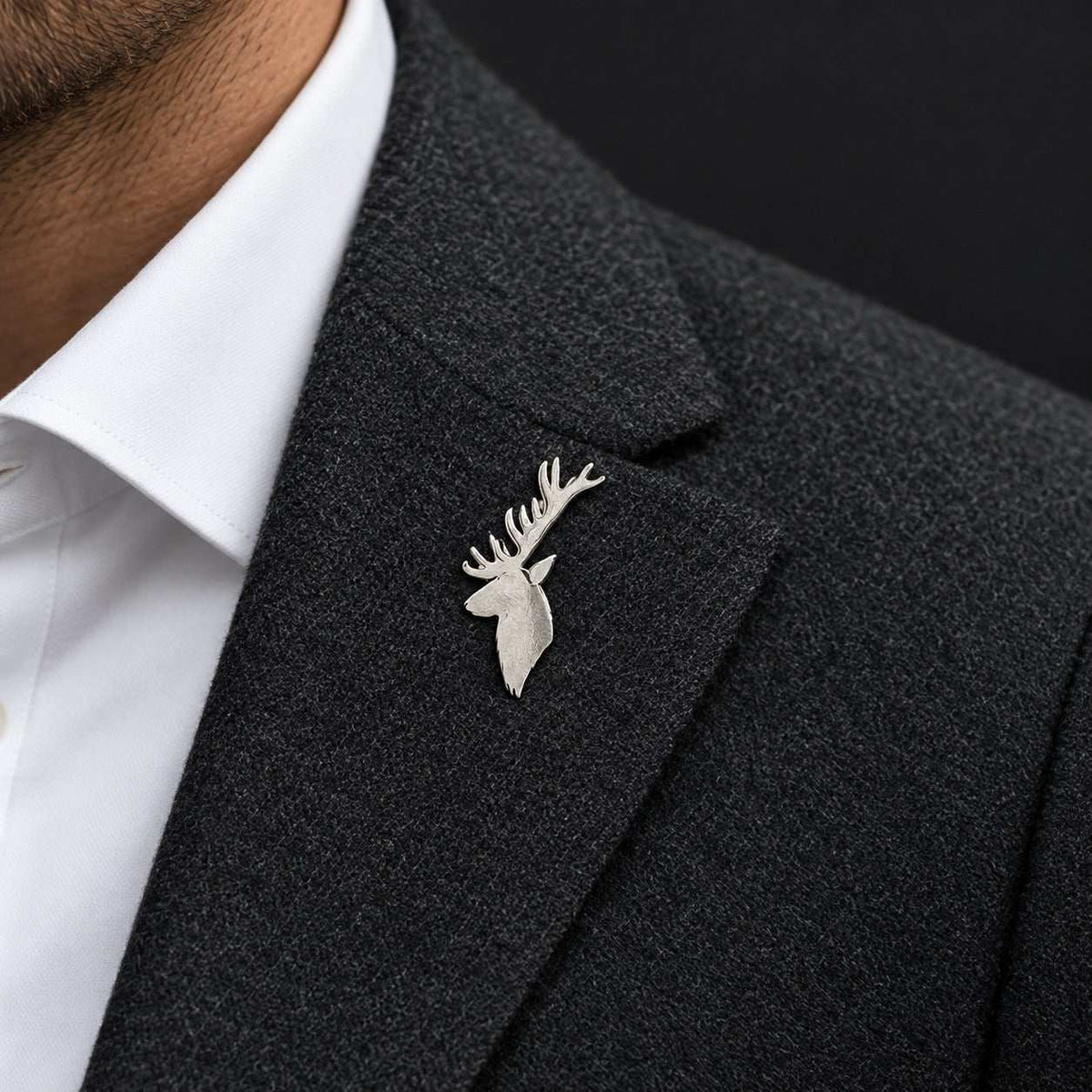 Model wearing the Lesunja Pin Silver Deer by Lesunja Fine Jewellery – AI-generated visualisation