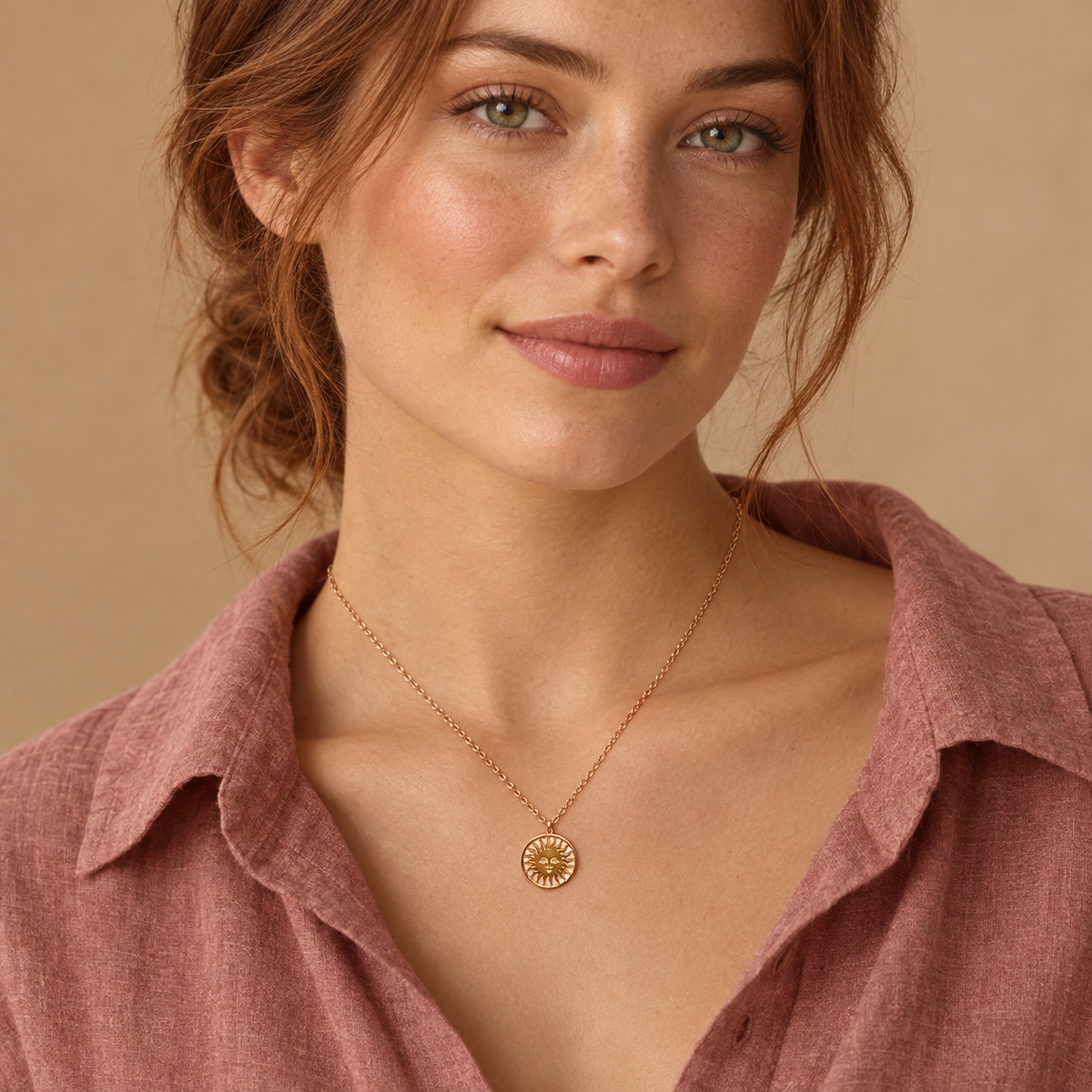Model wearing the Lesunja St. Moritz Sun Necklace Small Rosé Gold