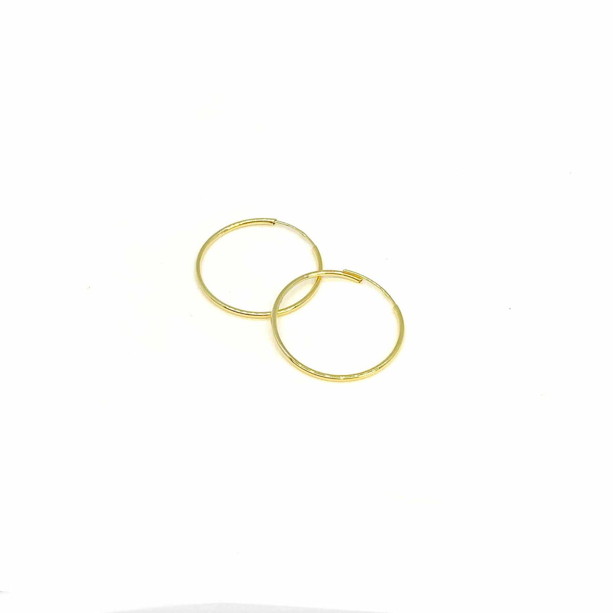 Lesunja Yellow Gold Hoop Classic Brown Diamonds 03, detail view, Lesunja atelier Zurich