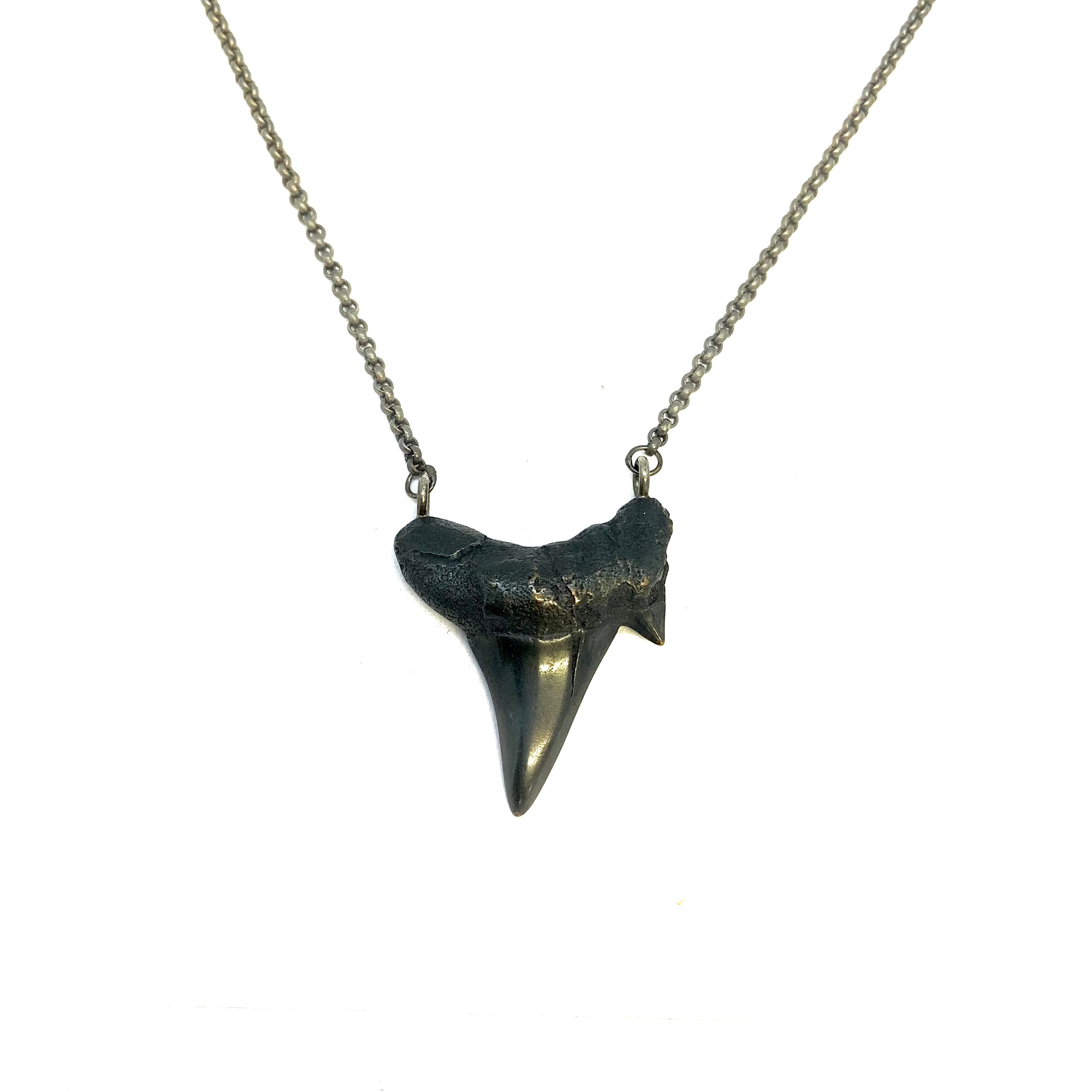 Adjustable Scuba Shark Teeth Necklace - Unisex – Diving Specials Shop