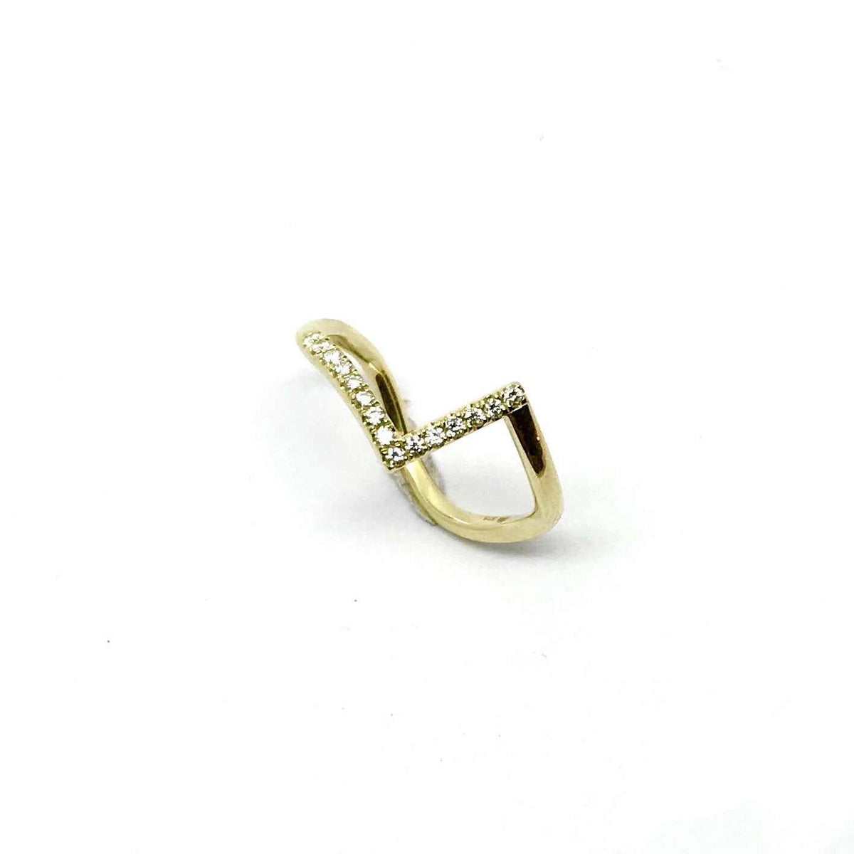 Lesunja Double L Yellow Gold 18K Ring, handmade fine jewellery from Switzerland