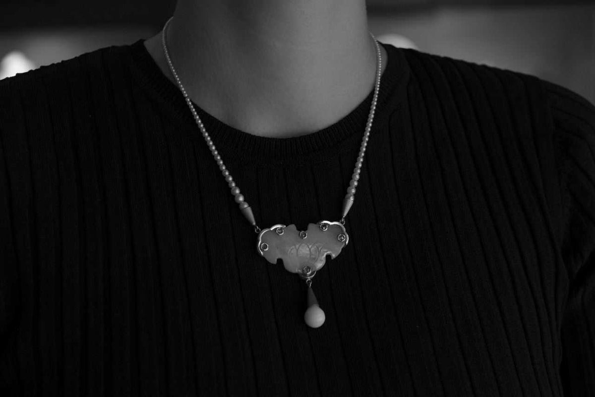 diamond yellow gold necklace