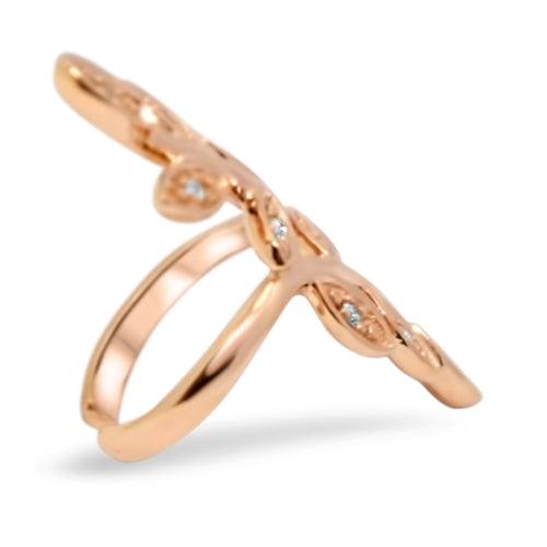 Lesunja Rosé Gold Diamonds Floral Earring, detail view, Lesunja atelier Zurich