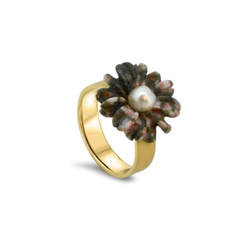 pearl yellow gold ring