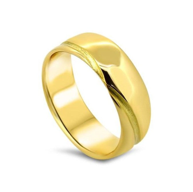 lines yellow gold ring