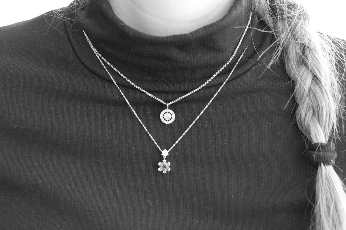  blue sapphire and diamond necklace