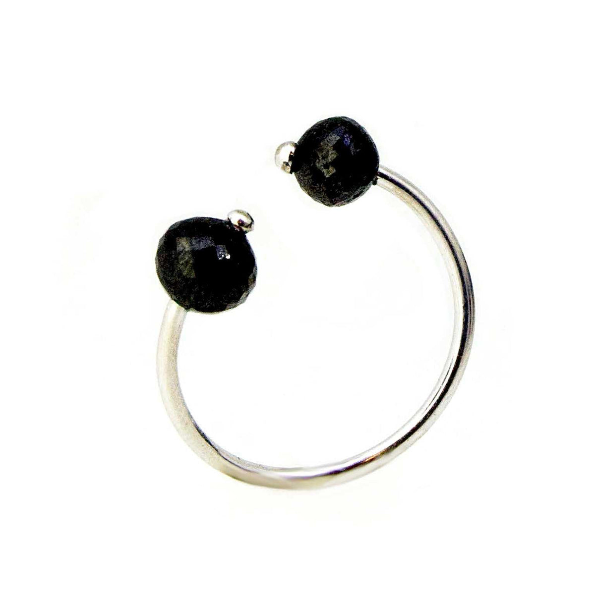 black diamonds ring