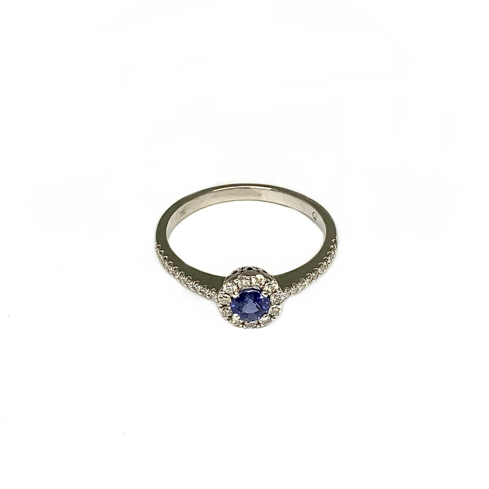white gold sapphire diamond ring