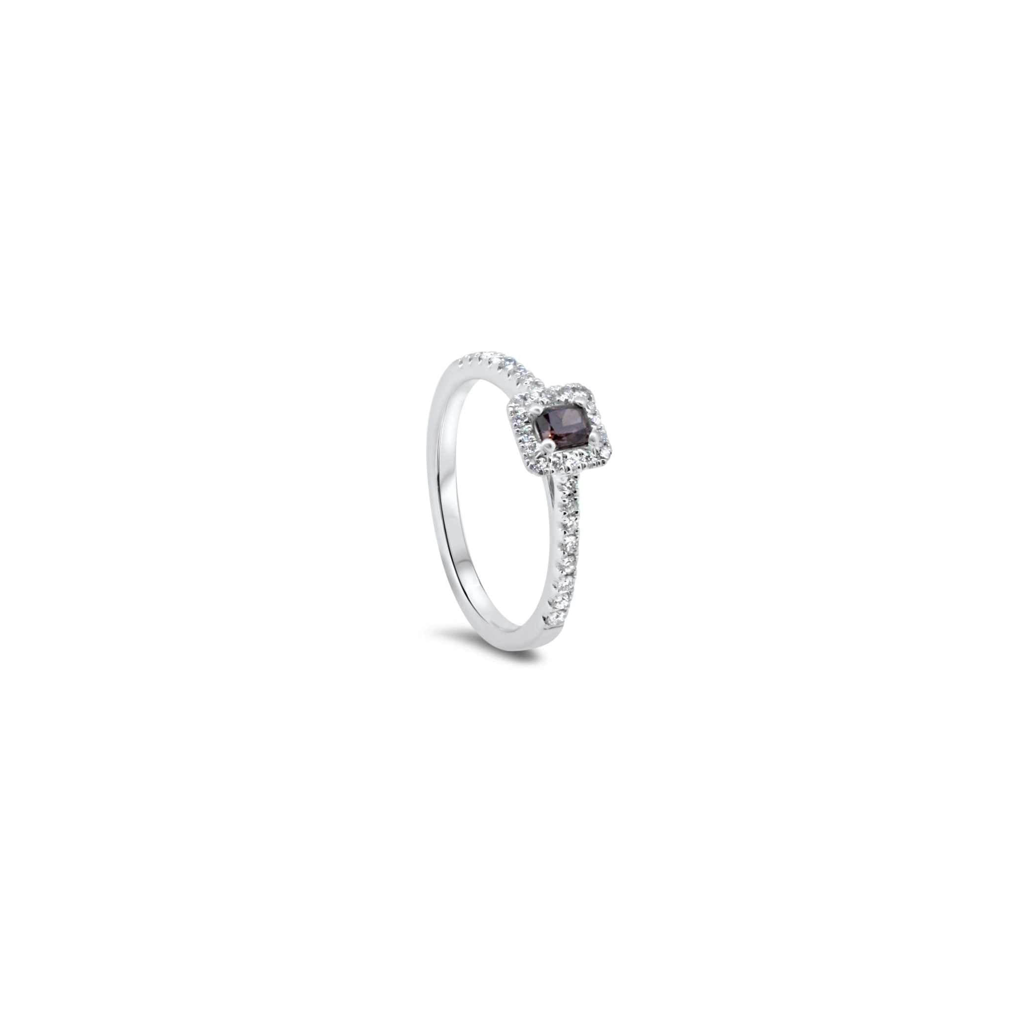white gold solitaire diamond ring