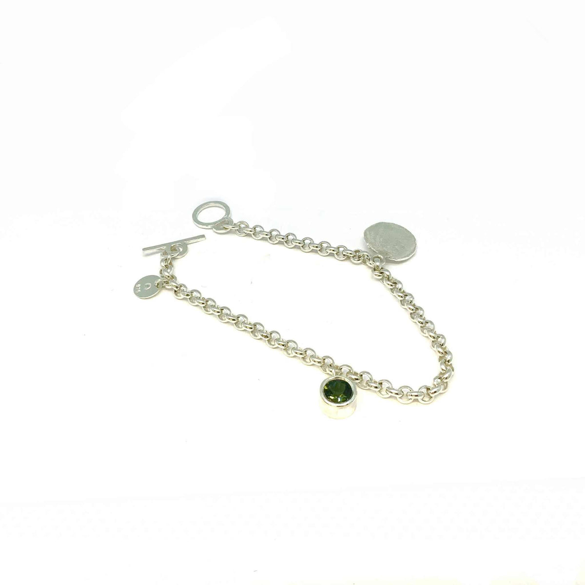 Lesunja Silver Bracelet Green Tourmaline, detail view, Lesunja atelier Zurich