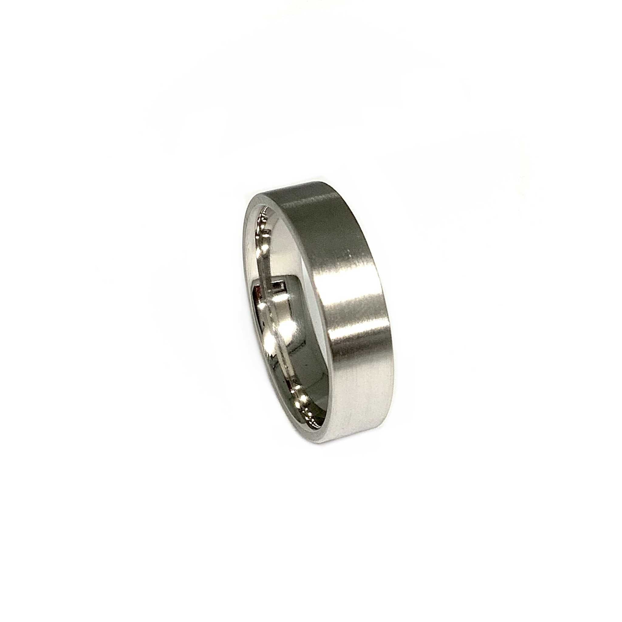 Ehering Lesunja aus Platin