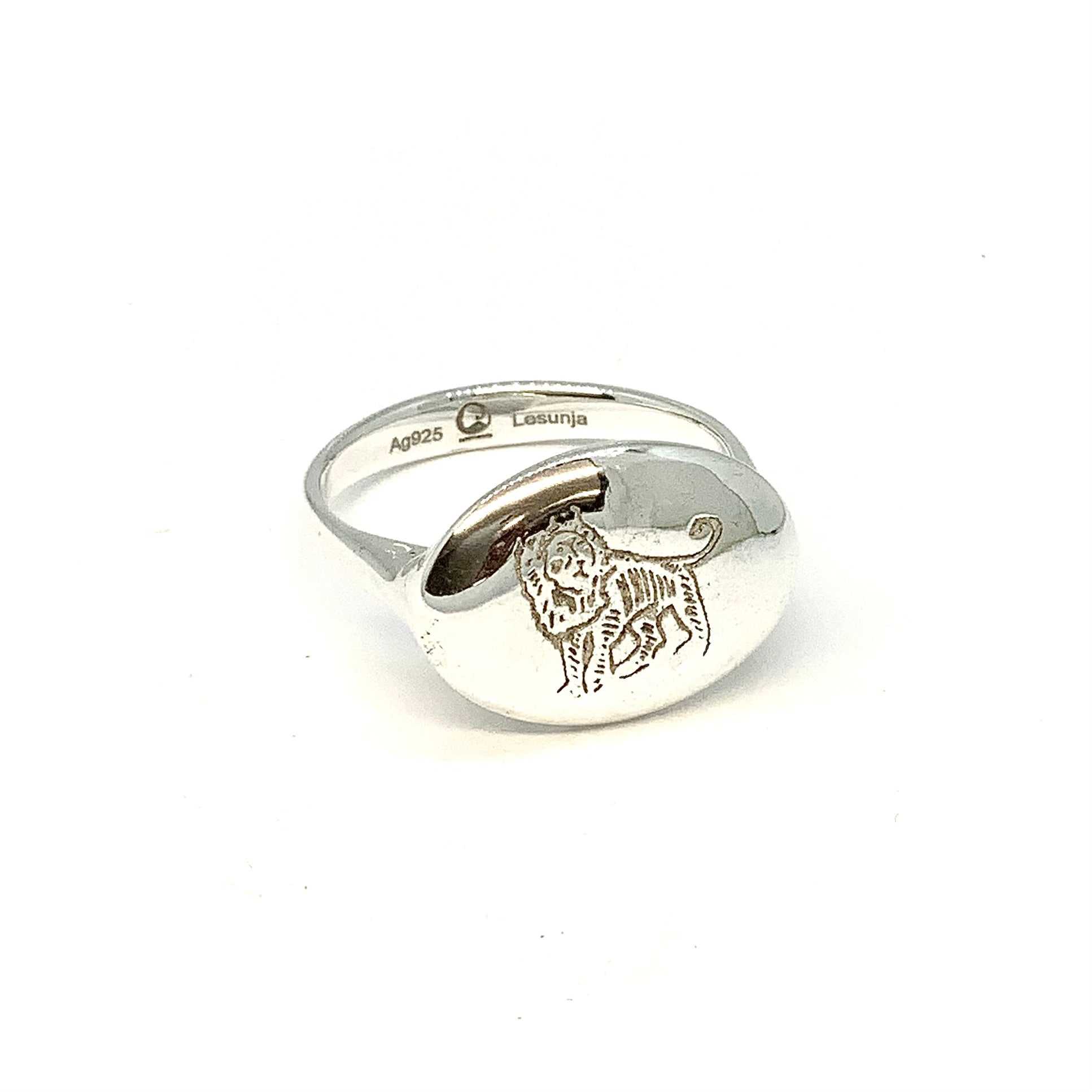 Lesunja Zodiac Leo Silver Ring