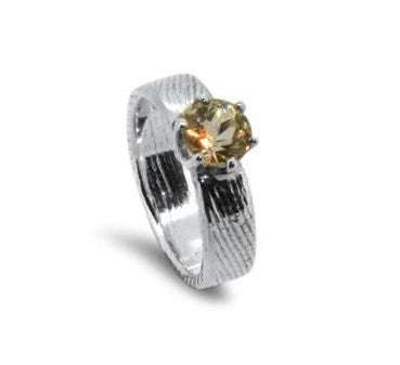 Lesunja Little Rainbow Silver Ring, handmade fine jewellery from Switzerland