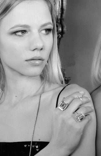 platinum emerald ring zurich