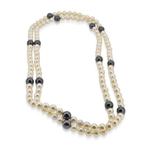 pearl necklace