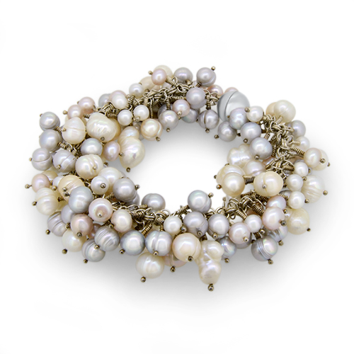 Lesunja Sweet Grapes Pearl Bracelet, handmade fine jewellery from Switzerland
